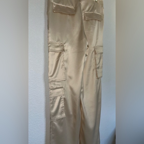 Tractr Light Beige Cargo Satin Trousers Pants Wide Leg Elastic waistband Sz 4/27 - Picture 6 of 12